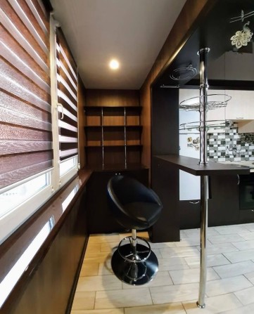 Продам квартиру с ремонтом и мебелью Центр - фото 1