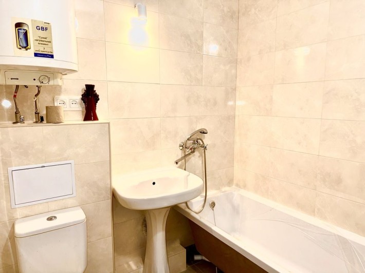 Продам 1-комн квартиру, ж/м Тополь-3 - фото 1