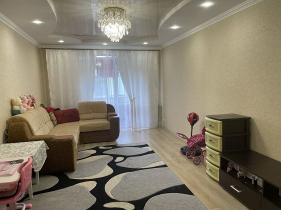 Продам 3- ну квартиру в ЖК Барське 1/5 цегла Винница