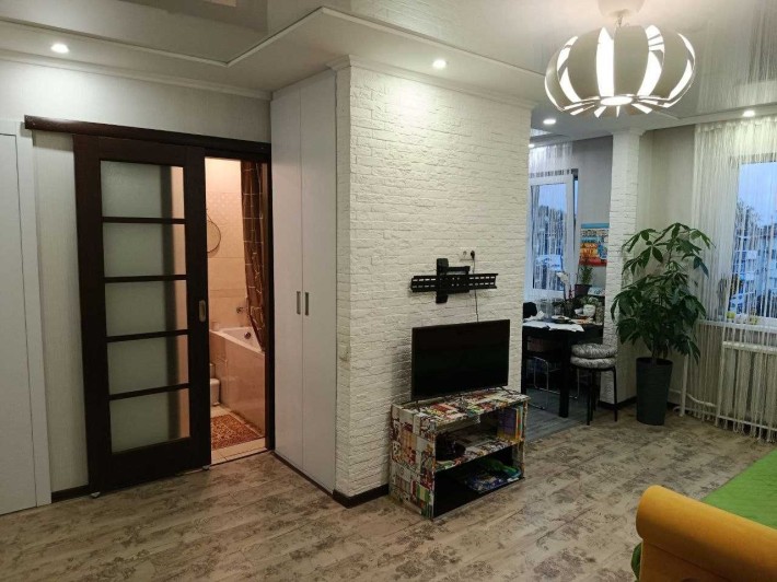 Продаж 2-х кімнатної квартири на Польовій - фото 1