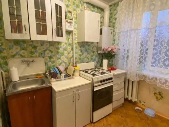 Продам 1-комнатную квартиру на ул. Новокрымская!Титова! Днепр