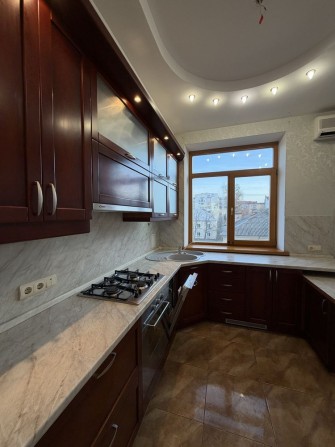 2 рівнева 192 м Центр Коцюбинського Автономне Паркінг Елітний будинок - фото 1