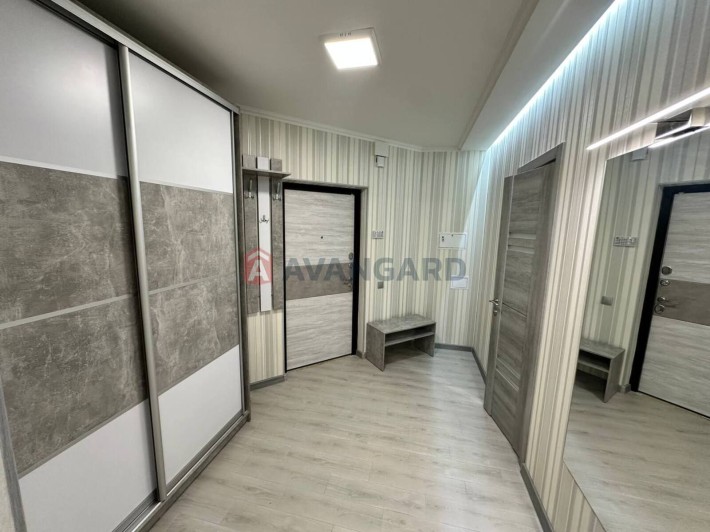 1-кімнатна з ремонтом в центрі міста - фото 1