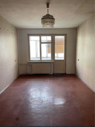 Продам 1 кімнатну квартиру під ремонт - фото 1