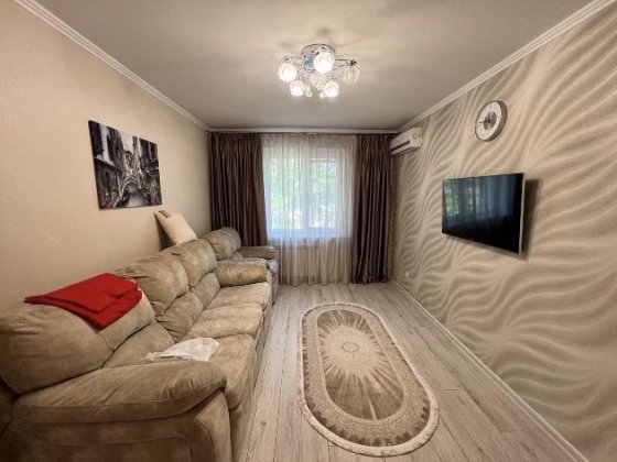 Продам 3к квартиру на Ж/М Левобережный, Мира, Караван Днепр