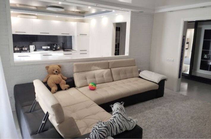 Трикімнатна квартира р-н Вишенька вул. Келецька - фото 1