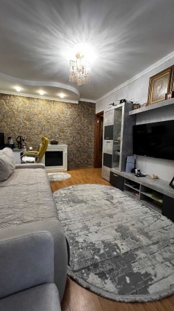 Продаж двокімнатної квартири з ремонтом! - фото 1