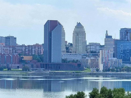 Продаж: стильна видова "малосімейка" (велика) на ж/м "Сонячний" Днепр