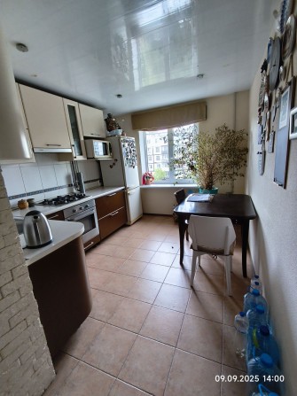 Продам 3 ком.кв. нач. ж/м.Солнечный. - фото 1