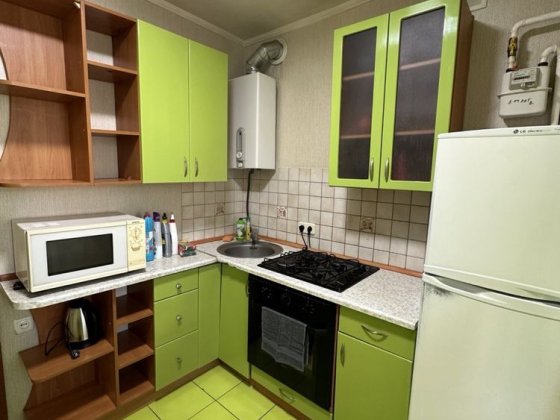 Продам 2-х комнатную квартиру на проспекте А.Поля 100а (Кирова) Центр! Днепр