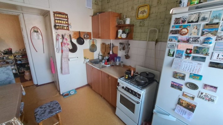 Продаж 3 кімнатної квартири біля ринку  "Нива" на 9 поверсі - фото 1