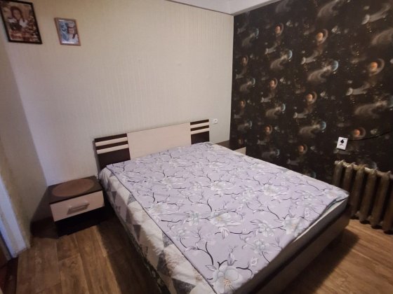 Продам 3-кімнатну квартиру вул. Шептицького, 24 Київ