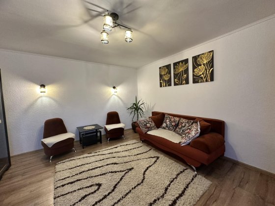 Здається 3 кімн. Будинок центр Ужгород