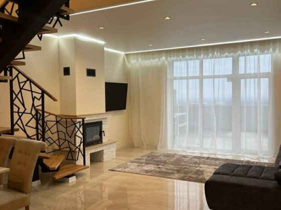 Оренда 2-х кімн котеджу Ужгород