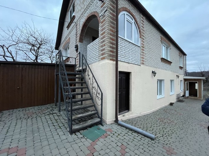 Будинок в районі Електромережі в оренду - фото 1