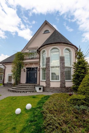 Оренда / Будинок / 220 м2 / Дарницький район / вул. Садова - фото 1