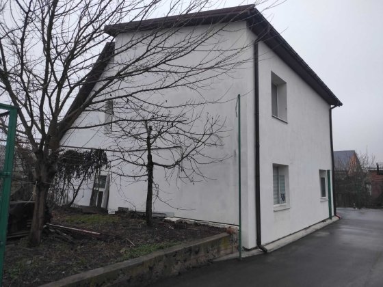 В оренду будинок в Пирогово. 5 кімнат, всі зручності, 8 соток. Винница