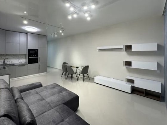 Оренда двоповерхового танхауса Винница