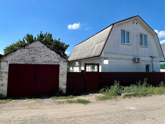 Здам просторий будинок для родини на пів року в анд районі Днепр