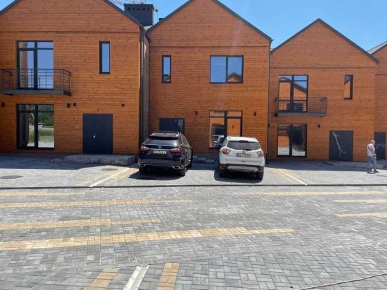 Сдам  просторный таунхаус, ЖК Comfort City Lagoon, Южный мост Днепр