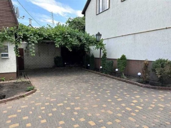 Оренда  будинку в місті, Окремий двір, є місце з навісом Житомир