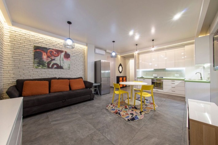 Без% Оренда будинку 85м2 Солом'янка К. Ступницької (Уляни Громової) - фото 1