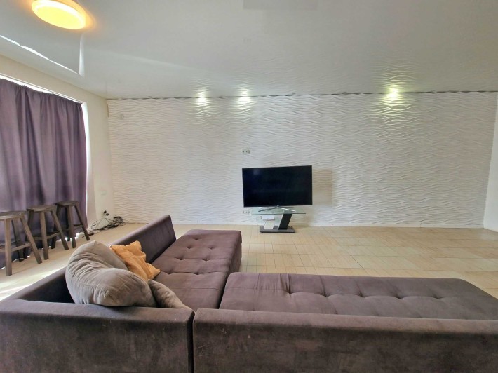 аренда 6 комнатного одноэтажного дома в Днепре. рассмотрим всех - фото 1