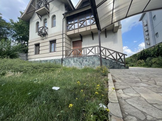 Сдается дом центр, ул. Украинская Дніпро