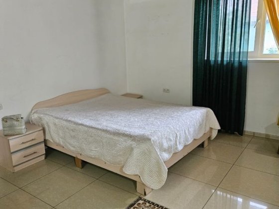 Сдаю  часть дома 2к  50м   в центре,есть 3 спальных места Кропивницький