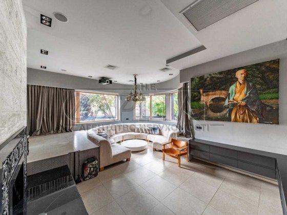 Оренда будинку, Радченка, 400м2, 3 спальні, ігрова, автономний