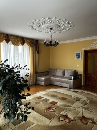 Оренда на довготривалий термін поверху в приватному будинку - фото 1