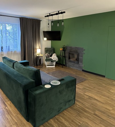 Оренда будинку з терасою поряд Емілі Резорт - фото 1