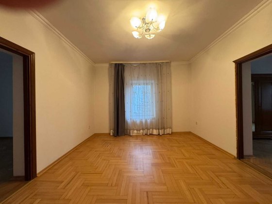 Здам окремий будинок вул.Героїв Упа можна під Айті компанію Львів