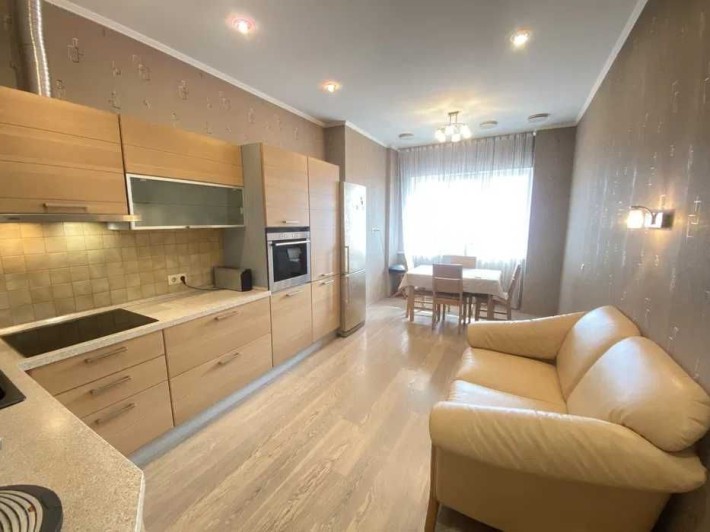 Продам 2к 82,3кв.м ЖК Феодосійський вул.Гусенко 17 Нагорка - фото 1