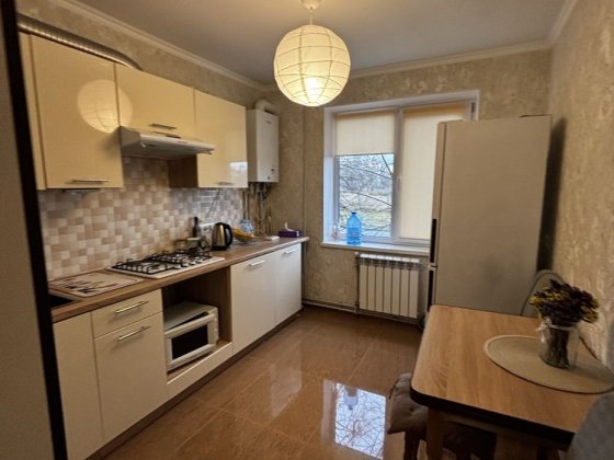 Продам 1 кімнатну з автономнии опаленням Житомир