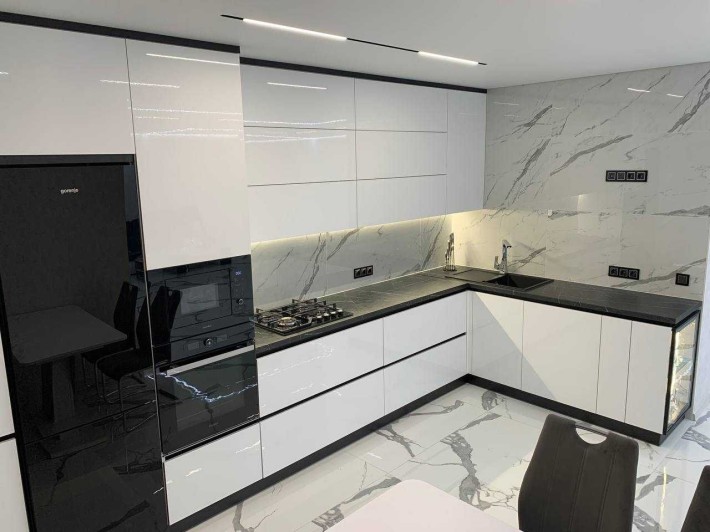 (7) Продам 3-ох кімнатну квартиру на Київській 5813 - фото 1