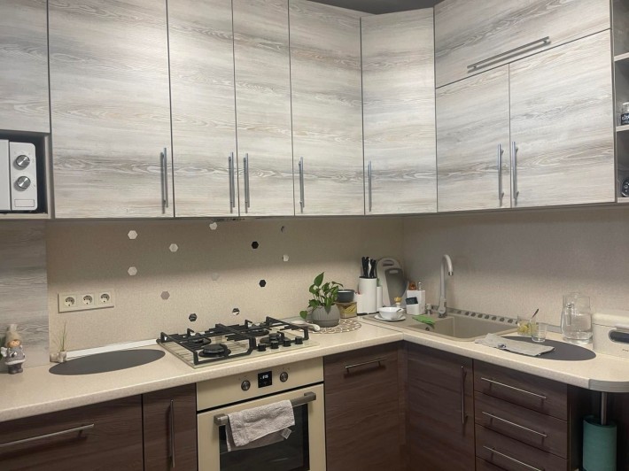 Продам 2к квартиру на Маликова - фото 1