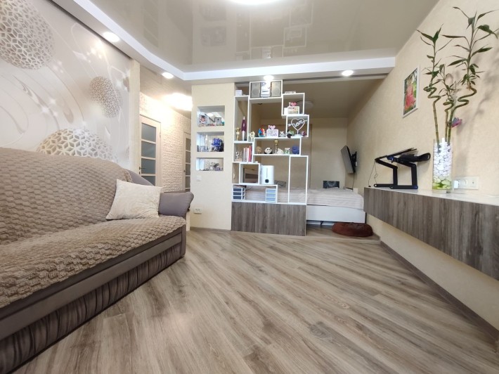 Продам 1-ком кв Тополь -2/ремонт, мебель,техника - фото 1