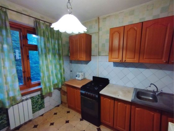 Продам 3х ком квартиру с большой кухней! Днепр
