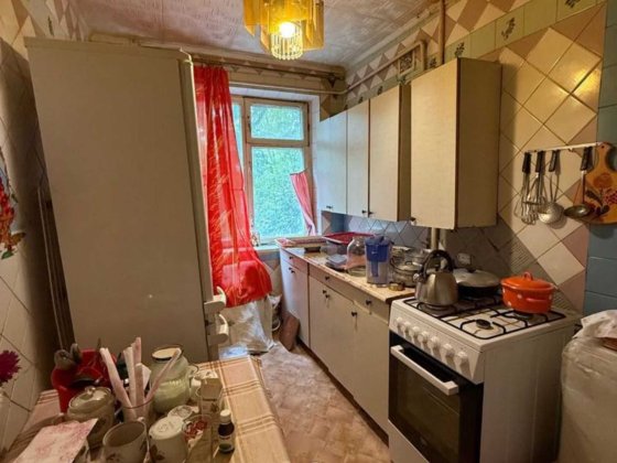 Продам НЕ ДОРОГУЮ 2-ком. с АВТОНОМКОЙ, Тополь-1. Днепр