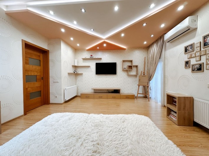 Продам Двухуровневую квартиру Калиновая ,пр.Слобожанский - фото 1