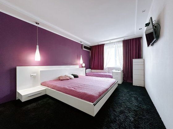 Продам 2-к квартиру на Фрунзенском/Созидатель