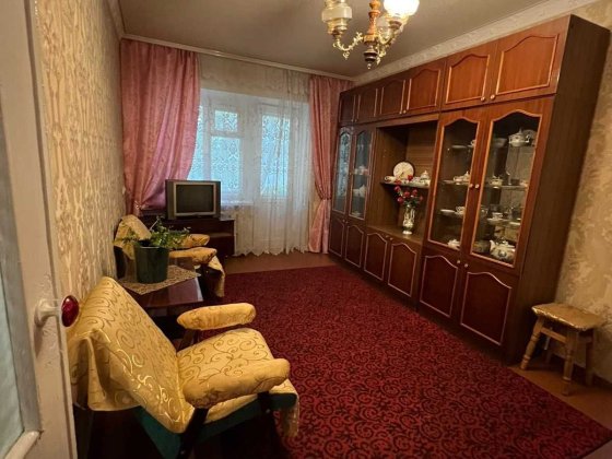 2-кімнатна квартира в районі Вокзалу. Цегла. Середній поверх! Житомир