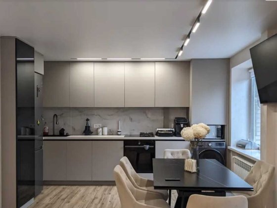 (3) Продам квартиру на Ближньому Замості р-н Приємного побачення 3654 Винница