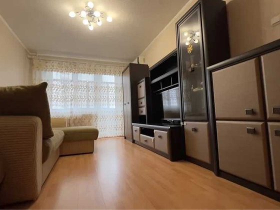 Продам 3к квартиру на пр. Героев. Ж/м Победа 4 Днепр