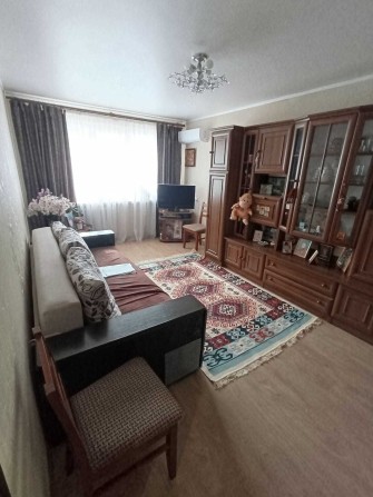 3-х кімнатна квартира, вул.Космонавтів - фото 1