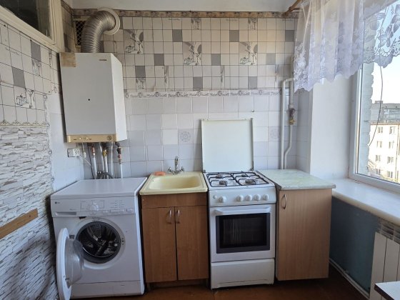 Продам 3-х кімн.кв в центрі з автономним опаленням. Житомир