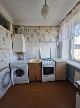 Продам 3-х кімн.кв в центрі з автономним опаленням. - фото 1