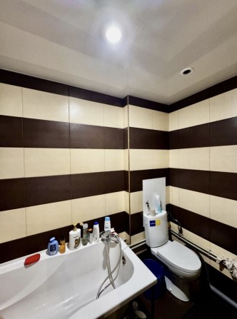 Продажа 2ой квартиры в Хортицком р-не - фото 1