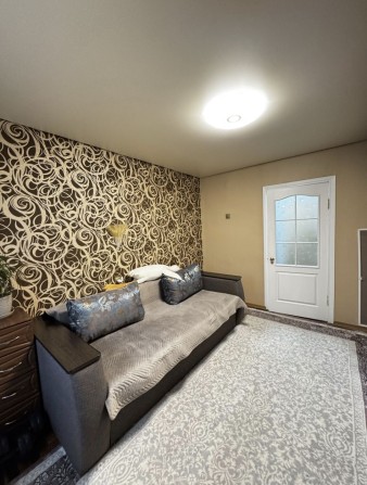 Продажа 2ой квартиры в Хортицком р-не - фото 1